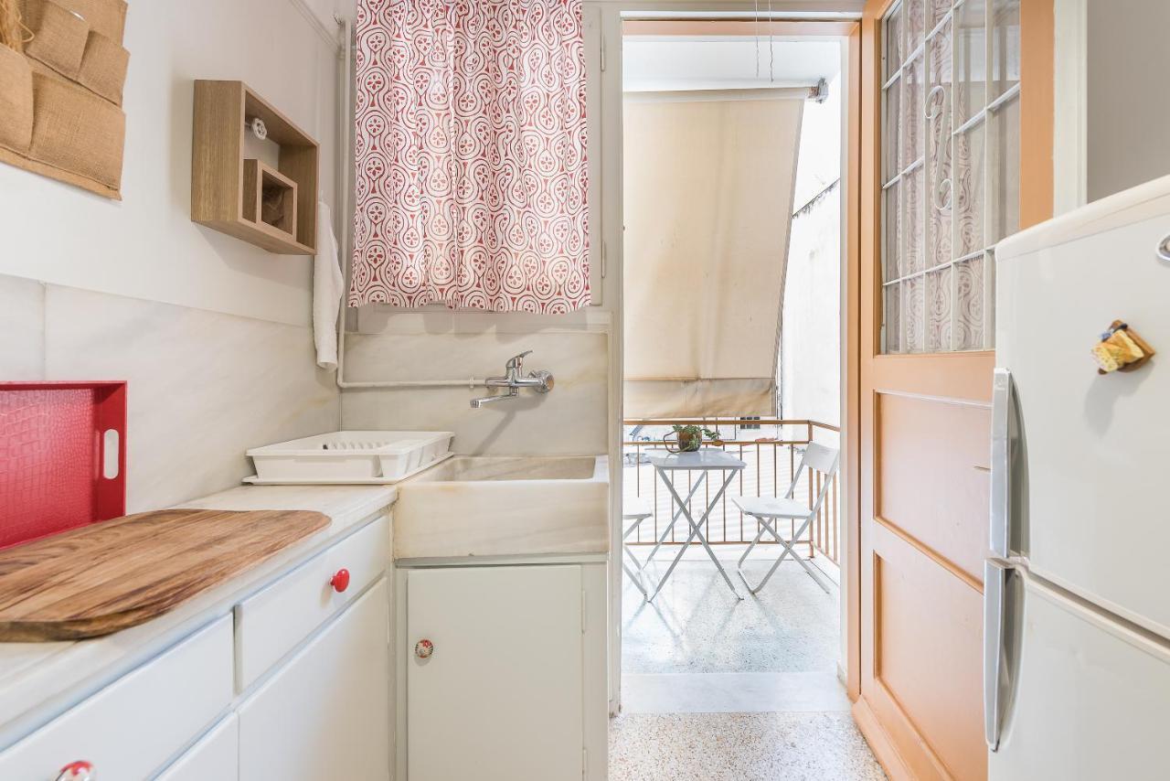 Private Rooms Athens - Shared Bathroom Exterior photo
