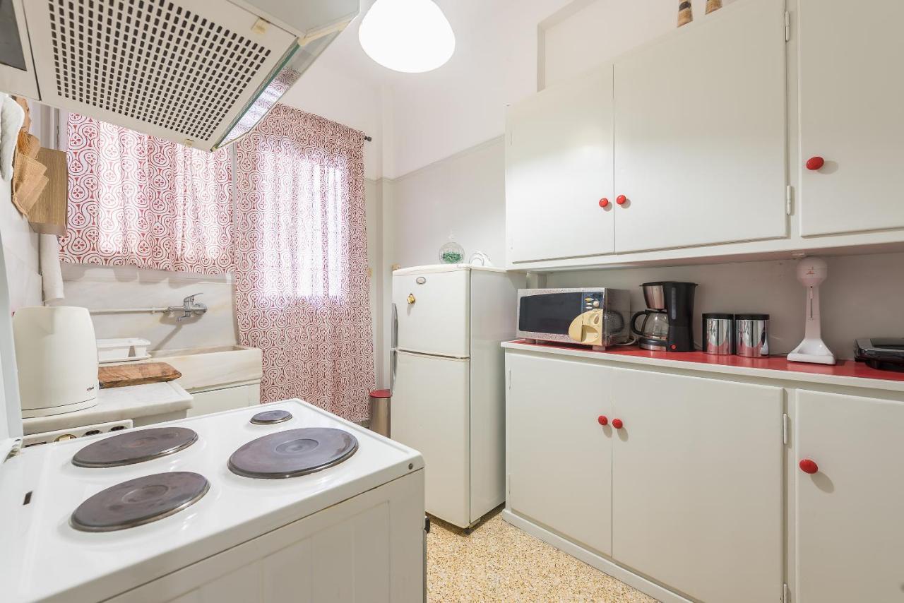Private Rooms Athens - Shared Bathroom Exterior photo